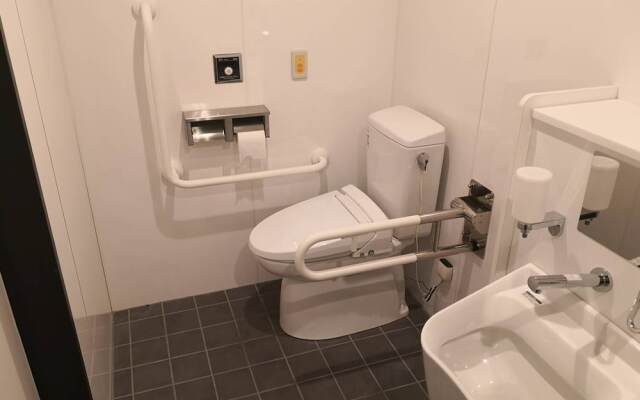 R Hotel Namba South