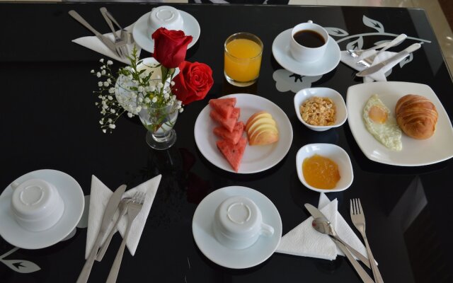 Hotel L&L