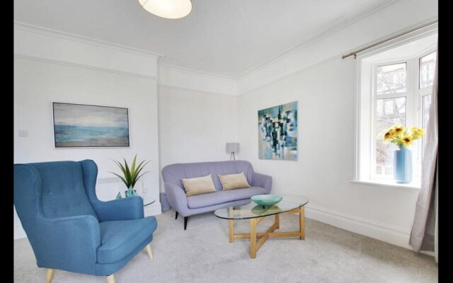 Stunning 2-bed Apartment in Tunbridge Wells