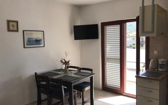 Deni - 30 m From sea - A3