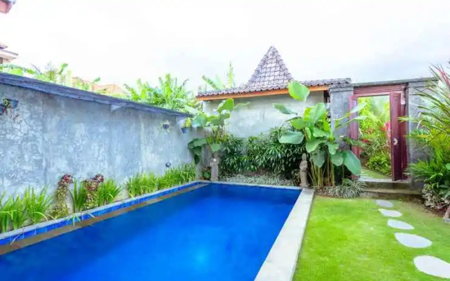 Kubu D'Carik Villa & Bungalow by ecommerceloka