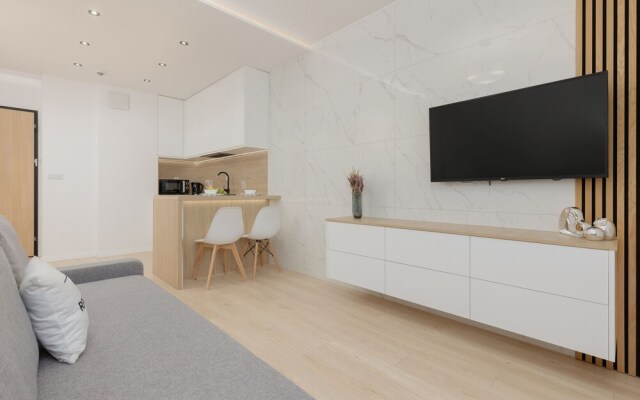 Wiktoryn Apartment Warsaw by Renters