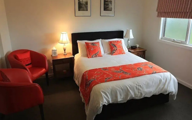 Austin Rise Bed and Breakfast
