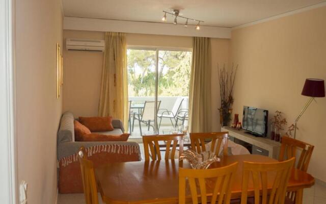 Apartment 50m from sea!