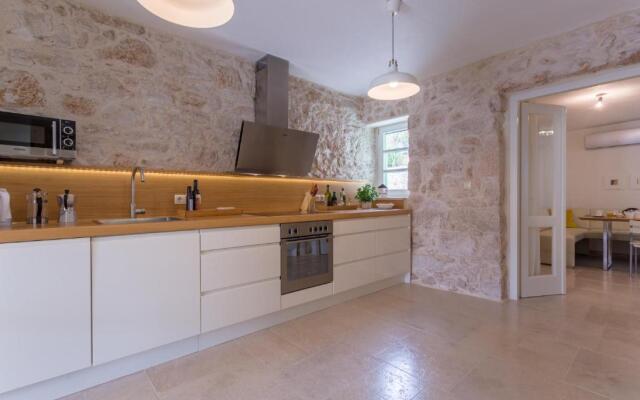 Stone Villa Levanda With Private Pool