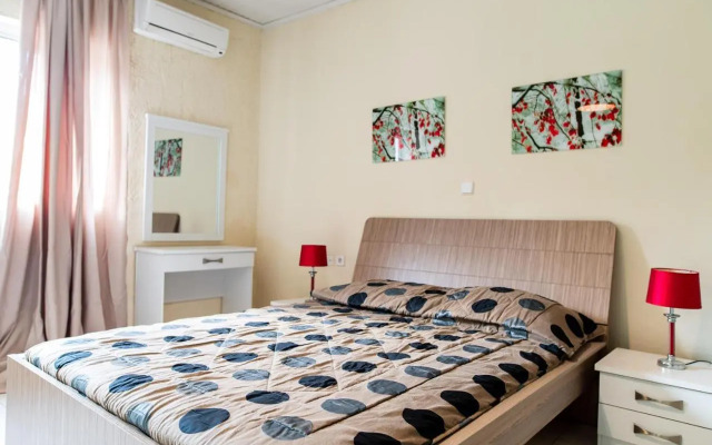 Nikitas Apartment