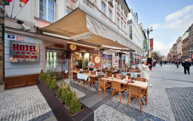Hotel Prague Inn
