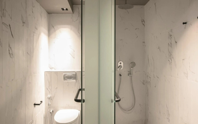 Hotel Calmo Bugis