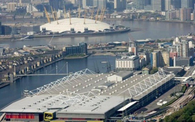 Modern 5-bed House in London Close Excel - Big Ben