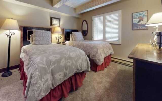 Lionshead Village - Landmark Condos 2 Bedroom