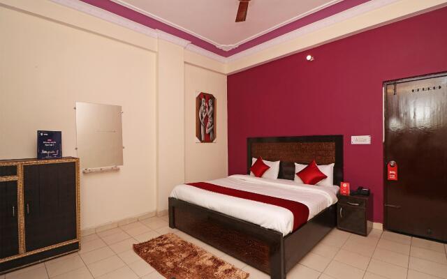 OYO 12123 Hotel Sweet Dreams
