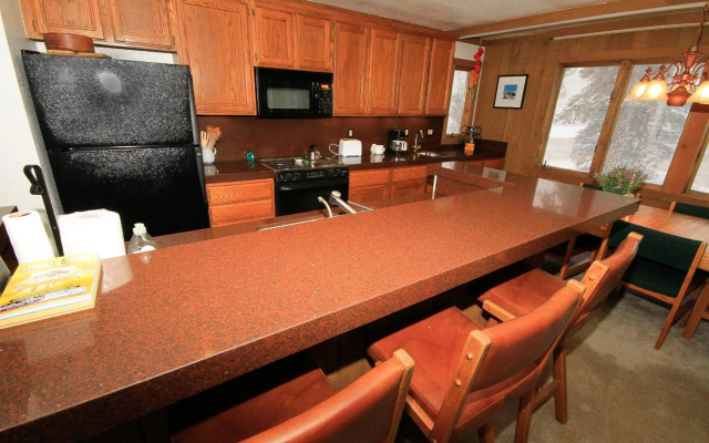 Mountainback #72, Corner Unit