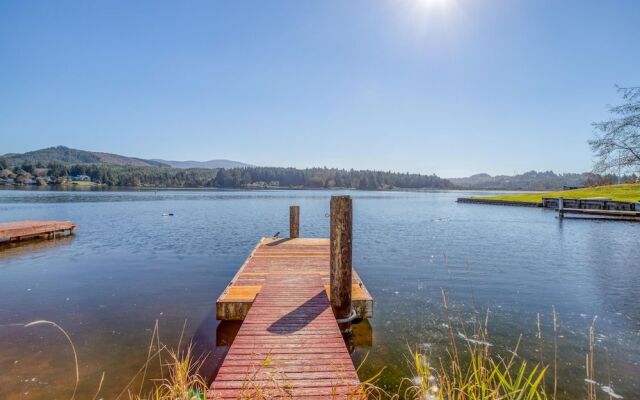 Regatta Park Lake House