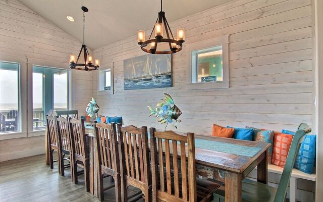 Beach-A-Holic 8121 by RedAwning