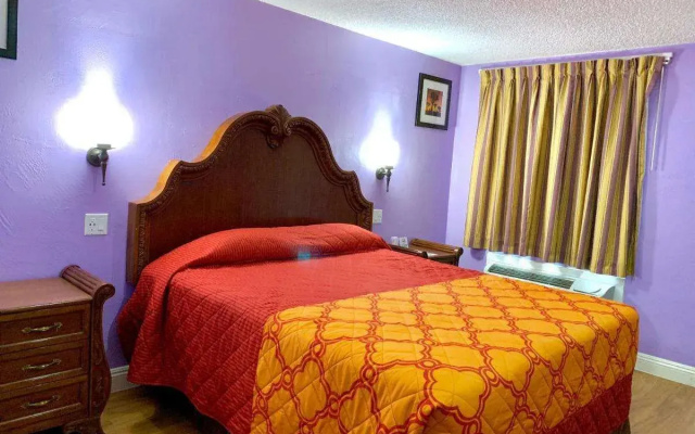 Walden Motel