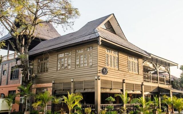 The Manor