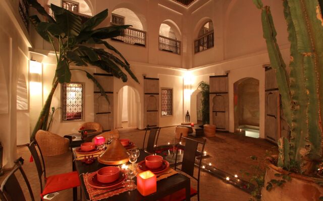 Riad O2