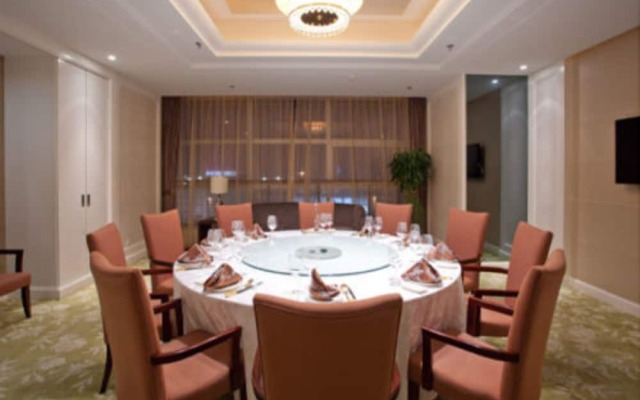 New Century Hotel Qingdao