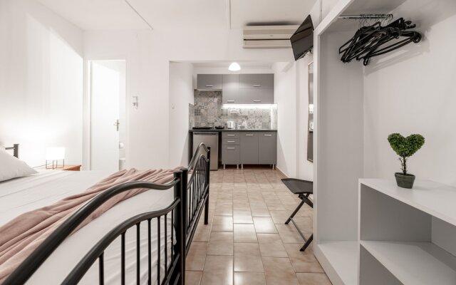 Zante Riva Studios
