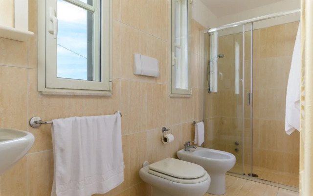 Casina Lamacoppa con Piscina by Wonderful Italy