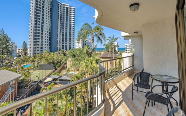 Terrific Location, Large 2BR, 2 Bath Apt