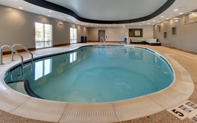Holiday Inn Express Cheektowaga North East by IHG