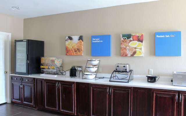 Comfort Inn & Suites Fultondale Gardendale I-65