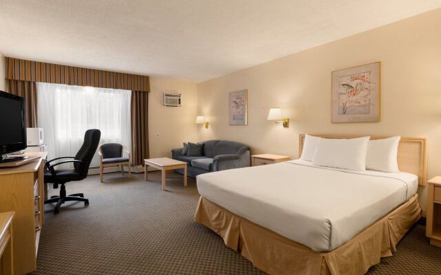 Travelodge Calgary University