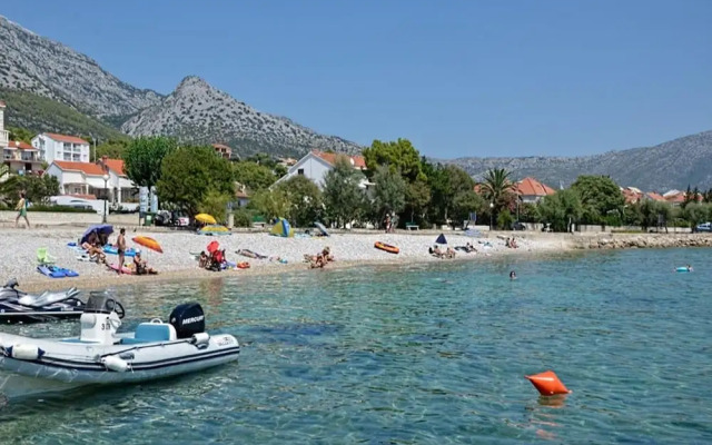 Rosa - 30m From Beach - SA2