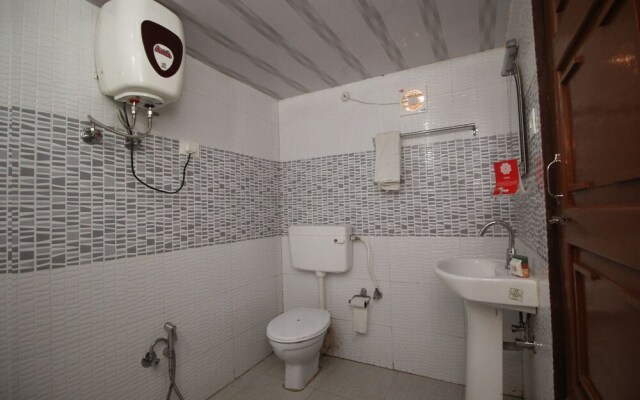 OYO 4803 Hotel Valentino
