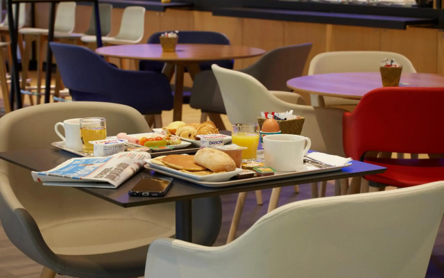 ibis Archamps Porte de Geneve