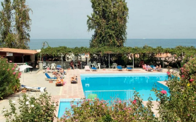 Ekavi Apartments