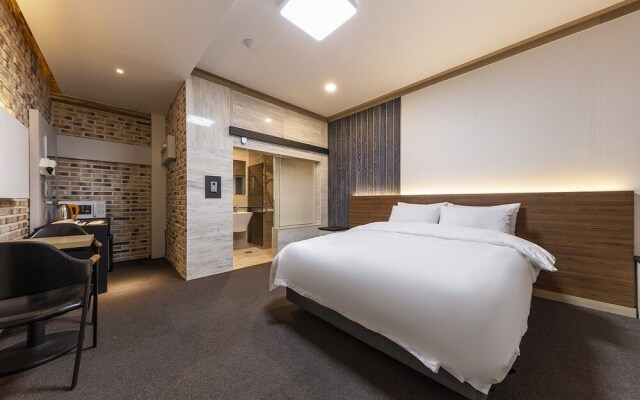 Anseong U-stay Motel