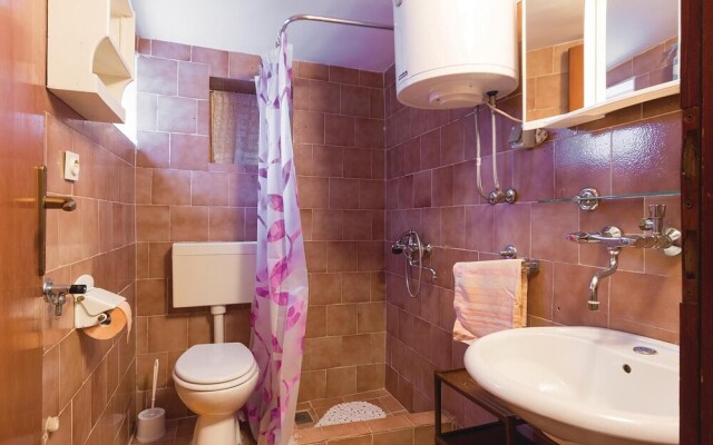 Amazing Home in Premantura With Wifi and 2 Bedrooms