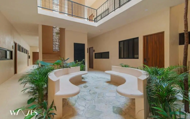 Spacious 3 Br. W/private Pool Exclusive Gym