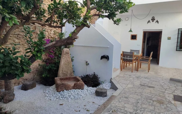 Mina25 by 7Escalones