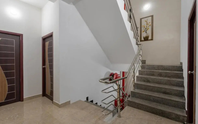 Treebo Royal Plaza,700 Mts From Promenade Beach