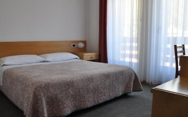 Albergo Ideal