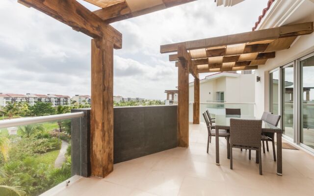 MareAzul Apartment 631 by Realty Group