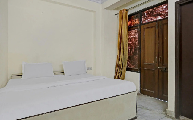 OYO Flagship 80499 Blossom Inn