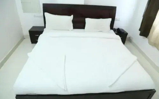 Hotel Palace on the way