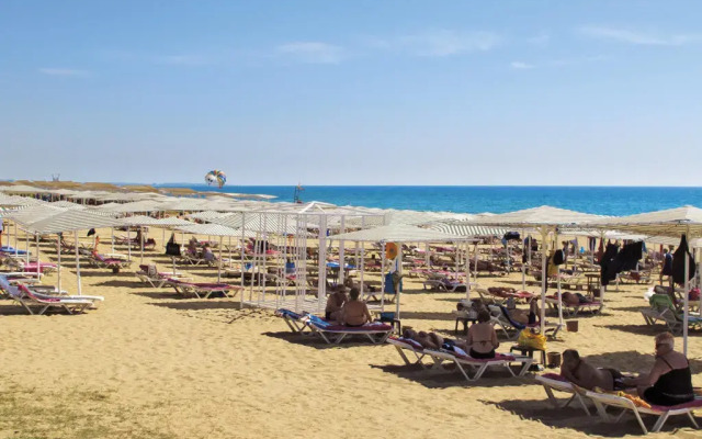 Süral Saray Resort & SPA (+16)