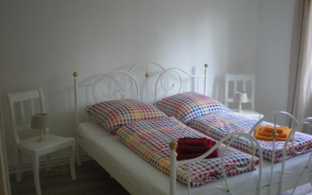Helle Ferienwohnung im Roten Feld