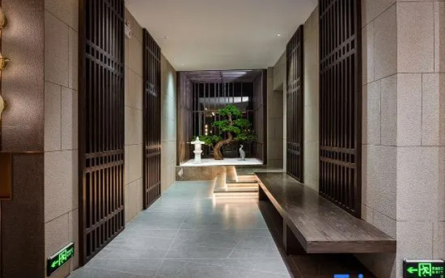 Pu'er Century Tea Source Hotel