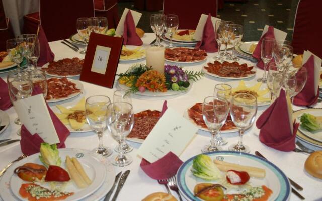 Hotel Mesón del Moro