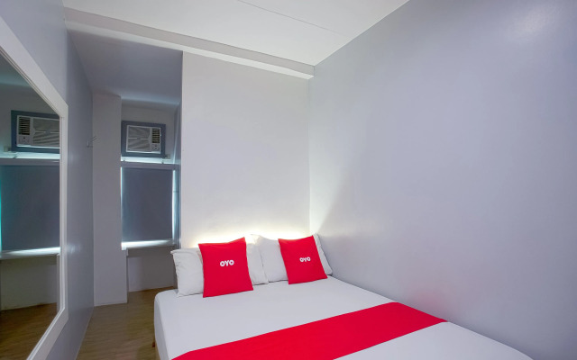 OYO 793 Dg Budget Hotel