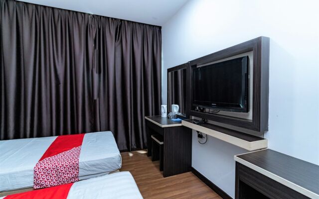 OYO 90375 Reggae Inn