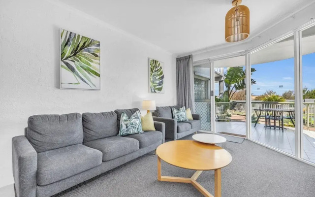 The Palms Apartments