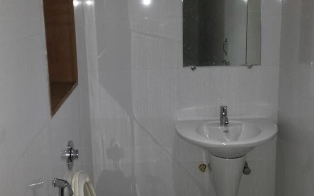 OYO 12209 Hotel Anupama