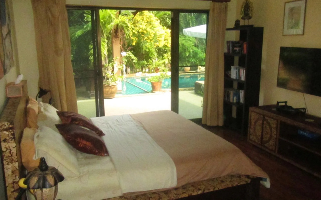 Malee Garden